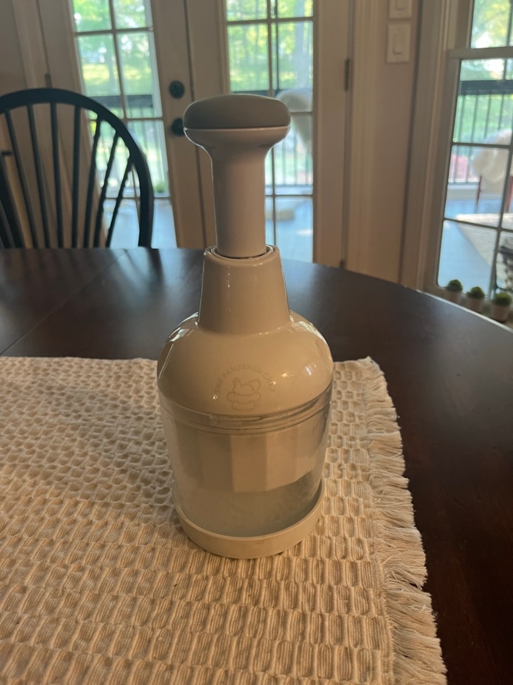 The pampered chef food chopper